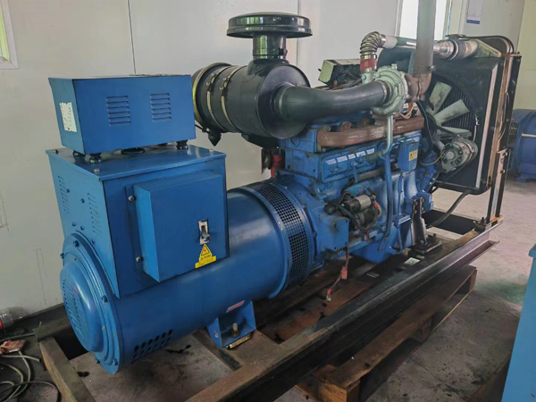 定兴100kW柴油发电机组使用多级机油有哪些优缺点？